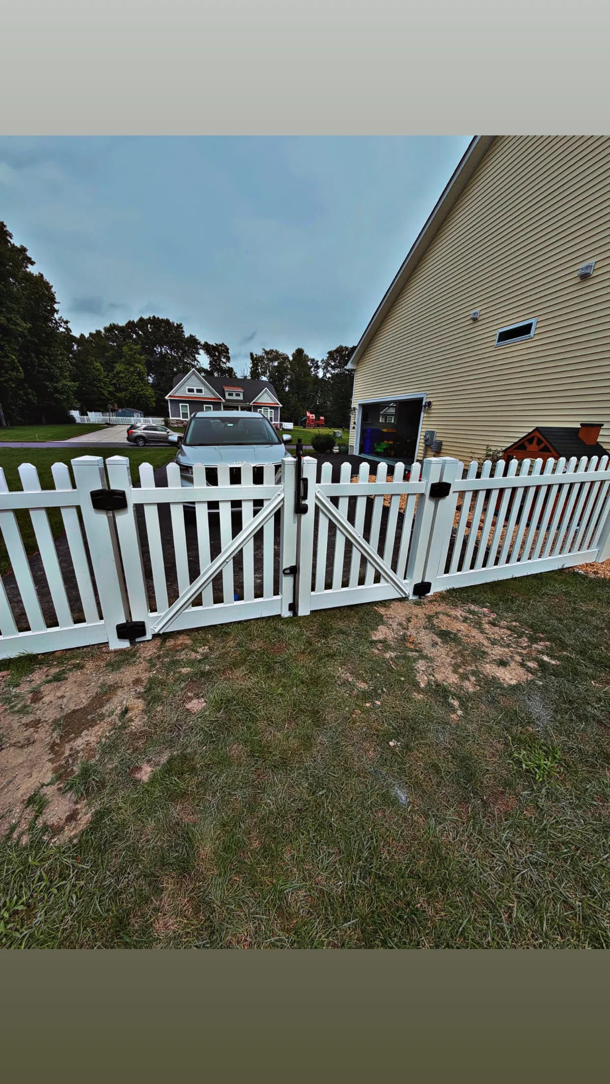 Gallery photos for End-of-Summer Fence Sale Plus a Free Gate on Every Install: Image #2