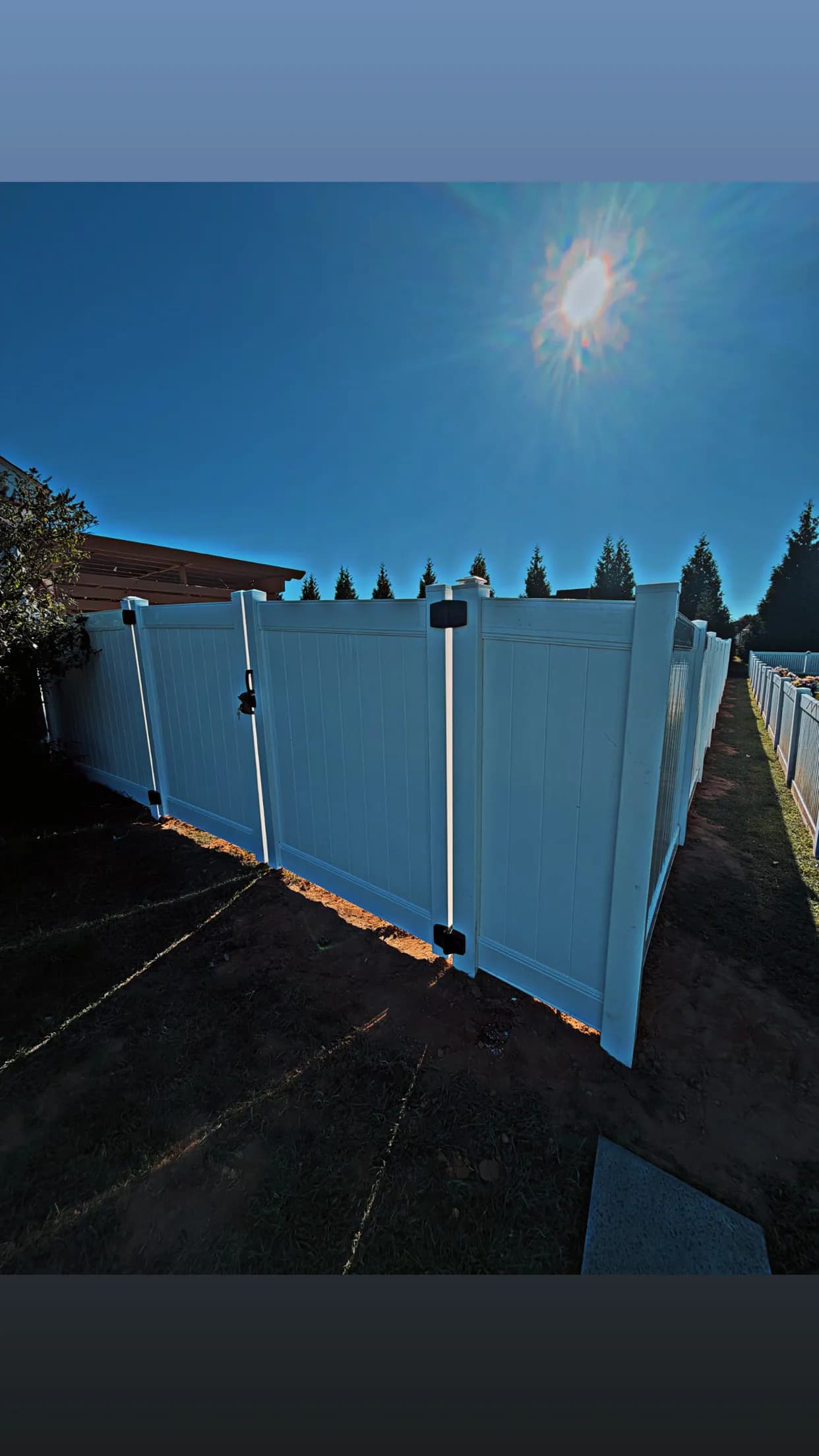 Gallery photos for Full Backyard Vinyl Privacy Fence with Trash Can Enclosure: Image #4