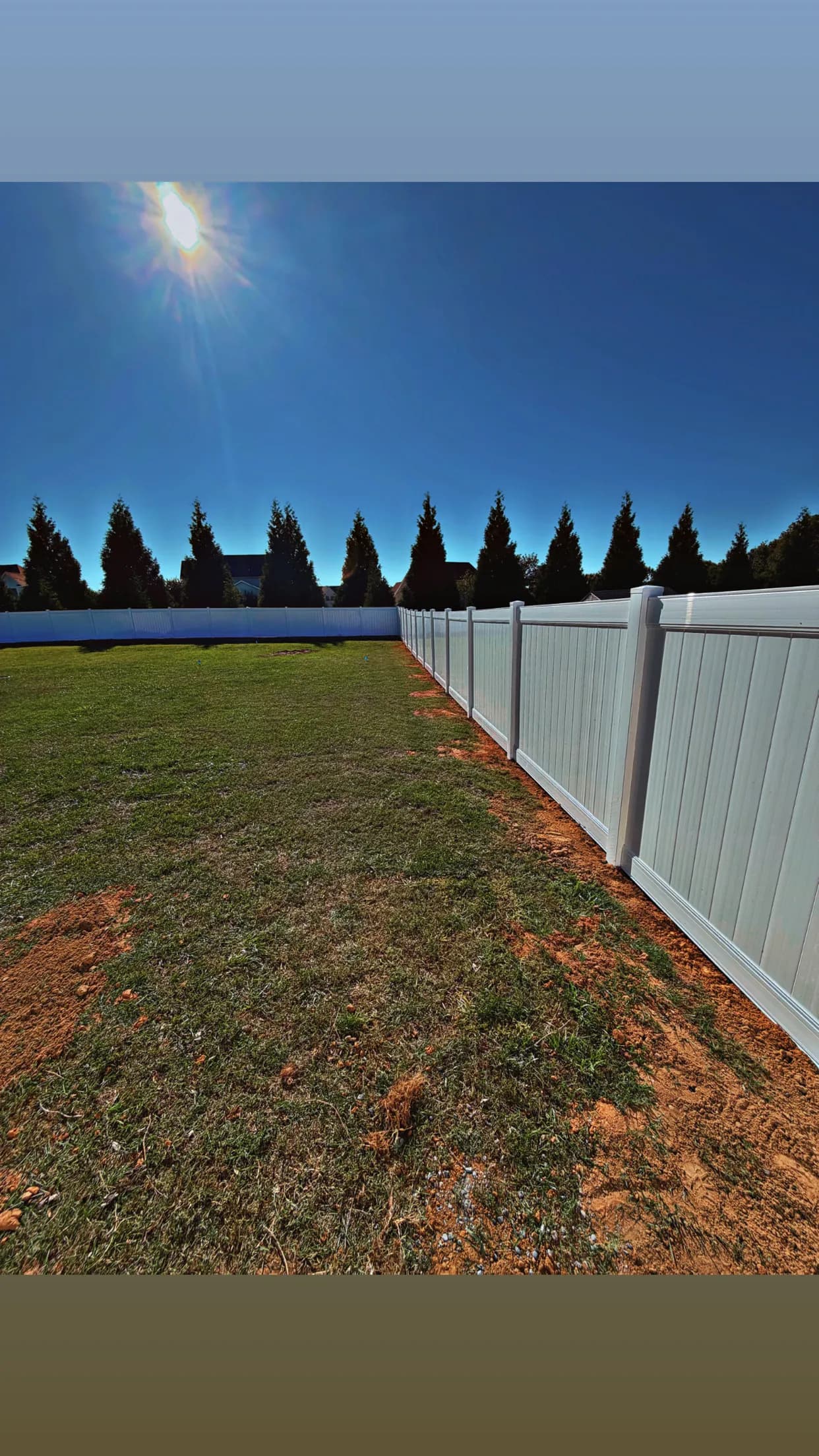 Gallery photos for Full Backyard Vinyl Privacy Fence with Trash Can Enclosure: Image #6
