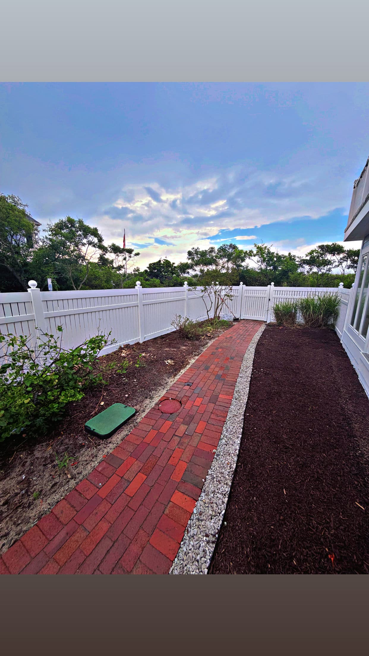Gallery photos for White Vinyl Semi-Privacy Fence with Ball Cap Posts: Image #1